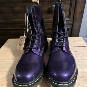 Dr. Martens 1460 Vegan Chrome Women’s size 11